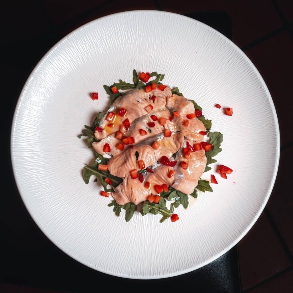 Abbinamenti estivi, freschi e vincenti- la sapidità del nostro salmone incontra la dolcezza dell